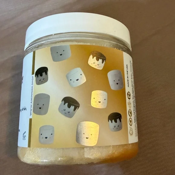🔥 S’more Sugar Scrub 🔥 - Picture 2 of 4